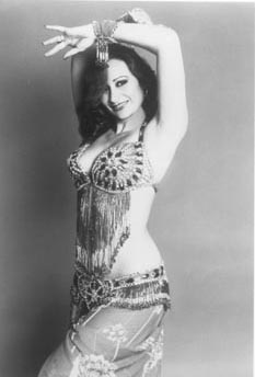 Helena Vlahos Wikipedia, Wiki, Young, 70s, Belly Dance, Ethnicity, Net Worth